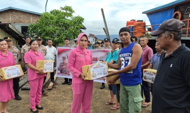 Merajut Kepedulian di Hari Bhayangkara, Polsek Daik Lingga Salurkan Sembako