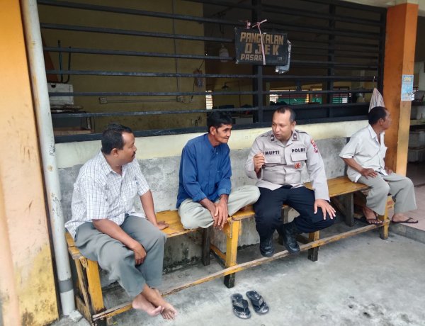 Basembang Bacarite Kamtibmas, Satbinmas Polres Lingga Serap Aspirasi dan Beri Edukasi Masyarakat