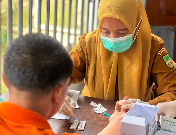 Pemeriksaan VCT Mobile, 150 Warga Binaan Rutan Batam Ikuti Edukasi dan Skrining Kesehatan