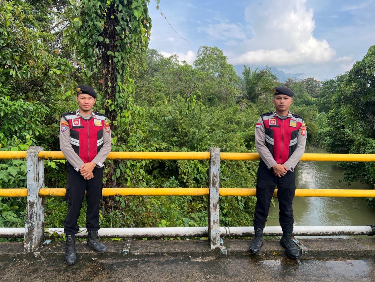 Polri Hadir untuk Masyarakat, Polsek Daik Lingga Pantau Wilayah Berpotensi Bencana