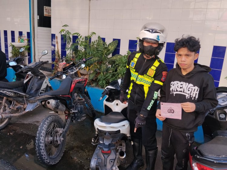 Wujudkan Keselamatan Berkendara, Satlantas Polresta Barelang Gelar Penindakan Terhadap Knalpot Brong dan Pelanggaran Lalu Lintas