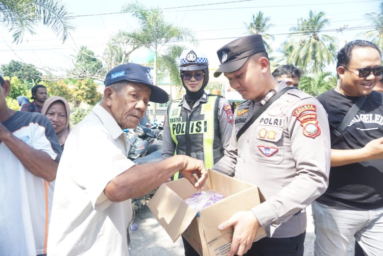 Polres Karimun Kawal Aksi Unjuk Rasa Warga Sawang Secara Humanis