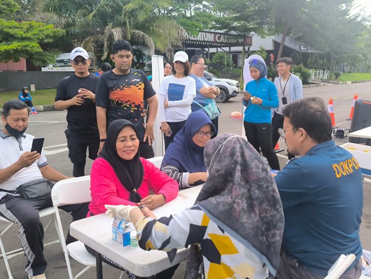 Aksi Peduli Kesehatan, Polresta Barelang dan Jasa Raharja Layani Pengobatan Gratis untuk Warga