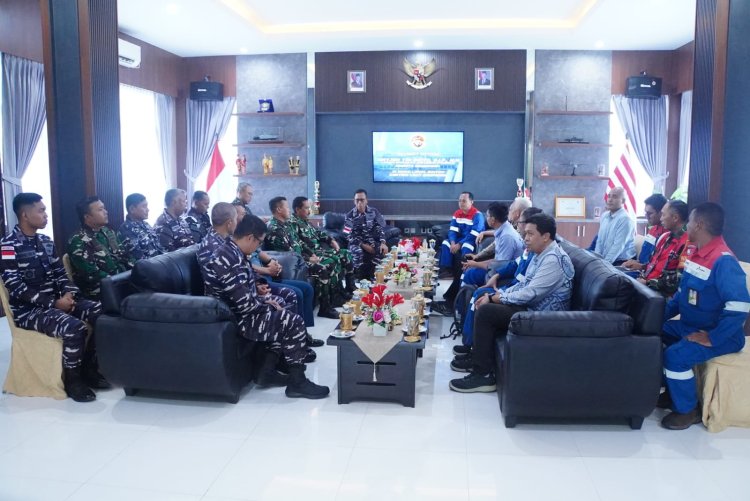 Kodaeral IV Dampingi Kunjungan Pertamina ke Tanjung Uban, Perkuat Pengamanan Energi Nasional