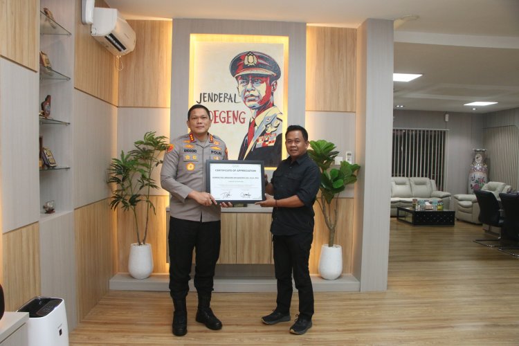 Polresta Barelang Terima Penghargaan dari Grab Indonesia atas Profesionalisme Penanganan Perkara Warga Negara Asing