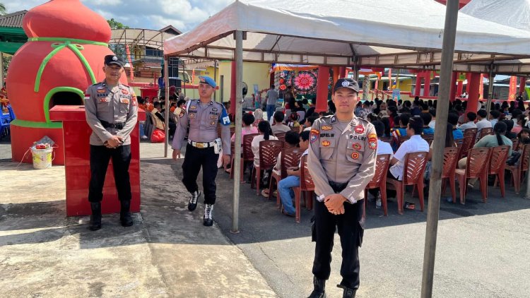 Pengamanan Humanis Polsek Daik Lingga Sukseskan Perayaan Waisak 2570 BE