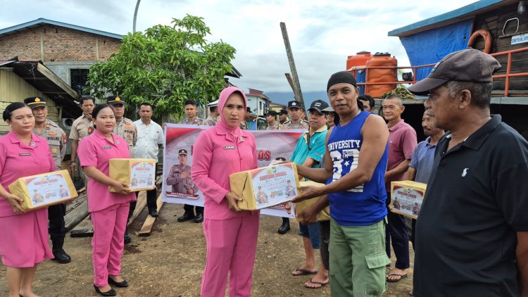 Merajut Kepedulian di Hari Bhayangkara, Polsek Daik Lingga Salurkan Sembako