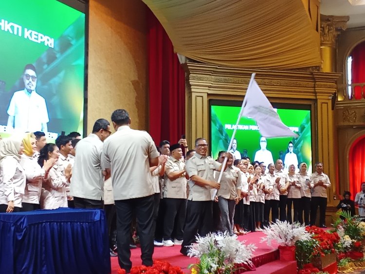 Ketua HKTI Kepri Nyang-Nyang Haris Pratamura Resmi Dilantik, Siap Perjuangkan Kesejahteraan Petani Kepulauan Riau