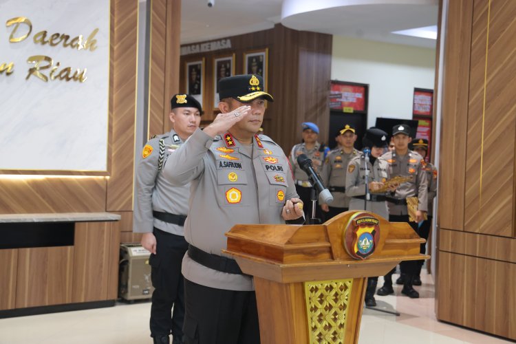 Kapolda Kepri Resmi Pimpin Penyerahan Jabatan Karolog dan Ps. Kayanma