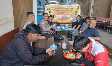 Polsek Bengkong Edukasi Pencegahan Karhutla dan Serap Aspirasi Warga Melalui Jumat Curhat