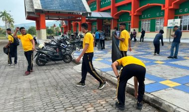 Polres Karimun Gelar Kerja Bakti Gerakan Indonesia Asri di Meral Barat