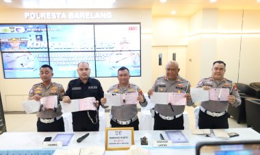 Polresta Barelang Gelar Konferensi Pers Hasil Penindakan Knalpot Brong yang Tidak Sesuai Spesifikasi Teknis Demi Mewujudkan Kamseltibcarlantas