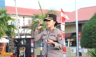 Kapolres Karimun Beri Penghargaan Personel Berprestasi, Kapolres Tekankan Peningkatan Kinerja