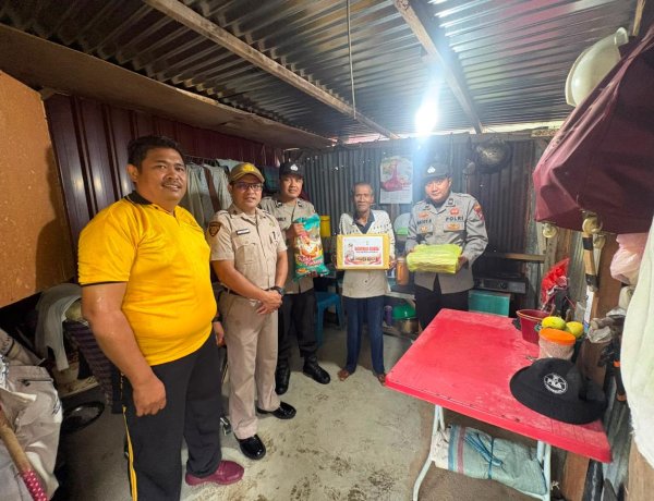 Jumat Berkah, Polres Karimun Terus Salurkan Bantuan Sosial