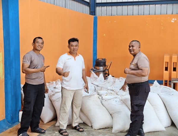 Polres Lingga Antar 2,75 Ton Jagung Pipil ke Gudang Bulog, Wujud Nyata Dukung Swasembada Pangan