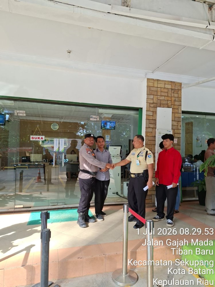 Bhabinkamtibmas Polsek Sekupang Sambangi Pos Satkamling Perumahan Tiban Impian, Perkuat Sinergi Kamtibmas