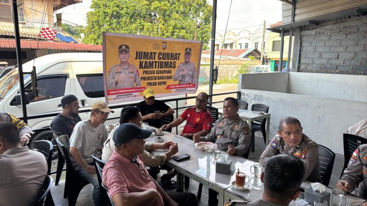 Polsek Sekupang Gelar Jumat Curhat di Tiban Indah, Warga Sampaikan Harapan Peningkatan Patroli Malam