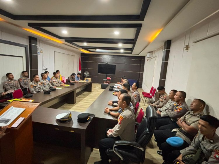 Binrohtal Polres Lingga Perkuat Keimanan dan Integritas Personel dalam Pelaksanaan Tugas