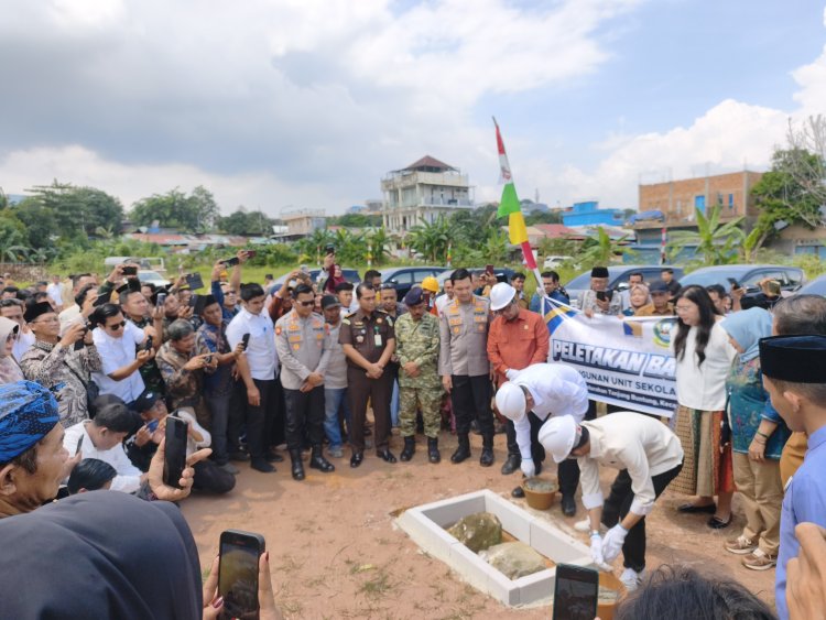 Polsek Bengkong Amankan Peletakan Batu Pertama Pembangunan SMKN 13 Batam di Tanjung Buntung