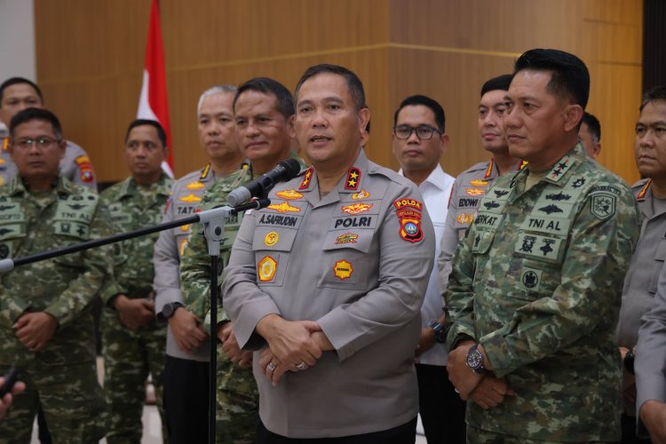 Kapolda Kepri dan Dankodaeral IV Batam Perkuat Soliditas TNI-Polri untuk Jaga Keamanan Kepulauan Riau
