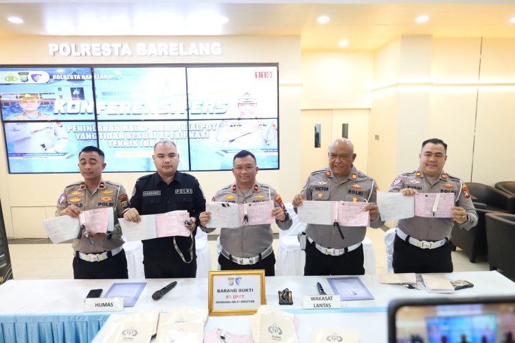 Polresta Barelang Gelar Konferensi Pers Hasil Penindakan Knalpot Brong yang Tidak Sesuai Spesifikasi Teknis Demi Mewujudkan Kamseltibcarlantas