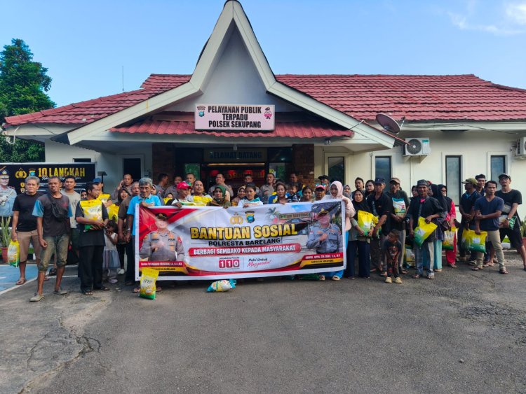 Wujud Kepedulian Polri, Polresta Barelang Gelar Bantuan Sosial bagi Warga Kecamatan Sekupang