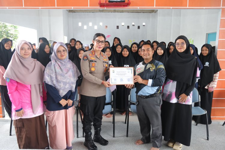 Kabid Humas Polda Kepri Ajak Pelajar Nizam Al-Mulk Jadi Generasi Cerdas, Berkarakter, dan Sadar Hukum