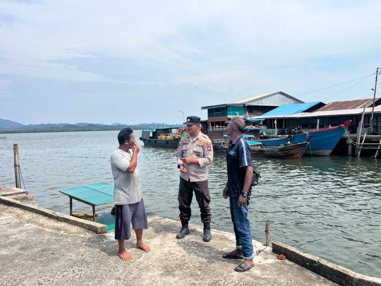 Kapospol Pancur Sambangi Nelayan, Sampaikan Imbauan Keselamatan Saat Melaut