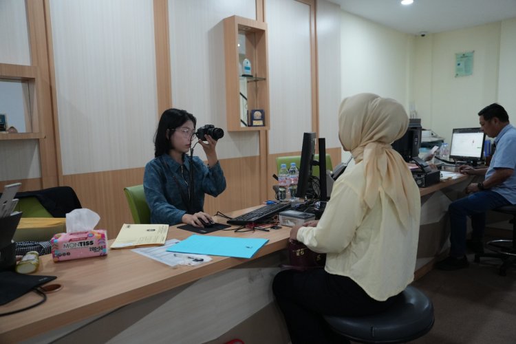 Paspor Simpatik Jadi Solusi Layanan Akhir Pekan, Imigrasi Batam Layani 99 Permohonan Paspor