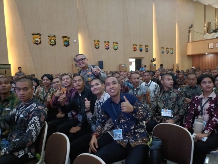 Enam Putra-Putri Terbaik Polda Kepri Lolos Akpol 2026, Siap Tempuh Pendidikan di Akmil Magelang