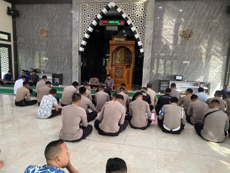 Binrohtal Polres Lingga Perkuat Iman dan Integritas Personel