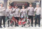 Kapolres Karimun Serahkan Sepeda Kargo Baca, Dorong Literasi Lebih Dekat ke Masyarakat
