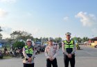Polres Lingga Kawal Lomba Gerak Jalan HUT RI ke-81, Ratusan Peserta Meriahkan Dabo Singkep
