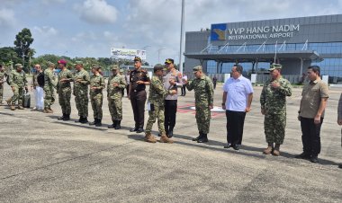 Kapolresta Barelang Kawal Kedatangan dan Pengantaran Menteri Pertahanan RI di Terminal VVIP Bandara Hang Nadim Batam