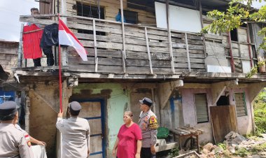 Sambut HUT RI ke-81, Polsek Bengkong Gelar Baksos dan Penyerahan Bendera Merah Putih Kapolda Kepri melalui Kapolresta Barelang kepada Masyarakat