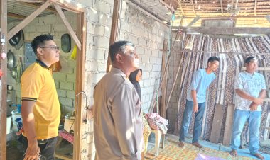 Polsek Kuba Bedah Rumah Warga Lansia Jelang HUT RI ke-81