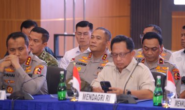 Kapolda Kepri Hadiri Konferensi Pers Pemusnahan Barang Bukti Ketamin 1,3 Ton