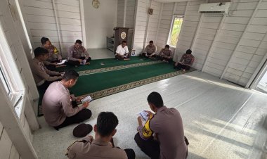 Polsek Daik Lingga Tingkatkan Keimanan dan Profesionalisme Personel melalui Binrohtal