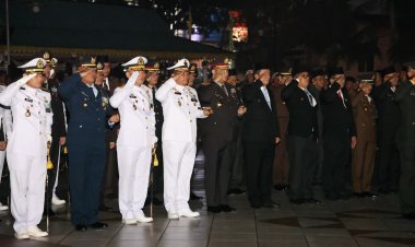 Kapolda Kepri Hadiri Apel Kehormatan dan Renungan Suci HUT Kemerdekaan RI ke-81