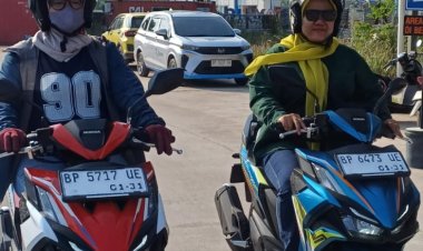 “Dua Motor, Dua Warna, Satu Perjalanan: Cerita Weekend di Jalanan Batam”