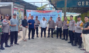 Operasi Pasar Murah Polsek Batu Ampar dan Bulog Diserbu Warga Kampung Seraya