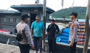 Cuaca Ekstrem Mengintai, Polsek Senayang Perkuat Patroli Pesisir dan Ingatkan Nelayan Gunakan Life Jacket
