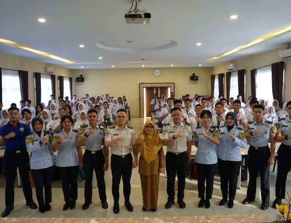 Imigrasi Batam Hadir ke SMA Negeri 3, Kenalkan Dunia Keimigrasian dan Pentingnya Paspor
