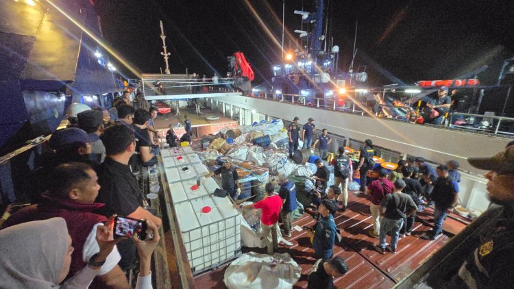 BNN RI, Bea Cukai dan Polda Kepri Amankan Kapal Bermuatan Diduga Narkotika Cair Lebih dari 1 Ton