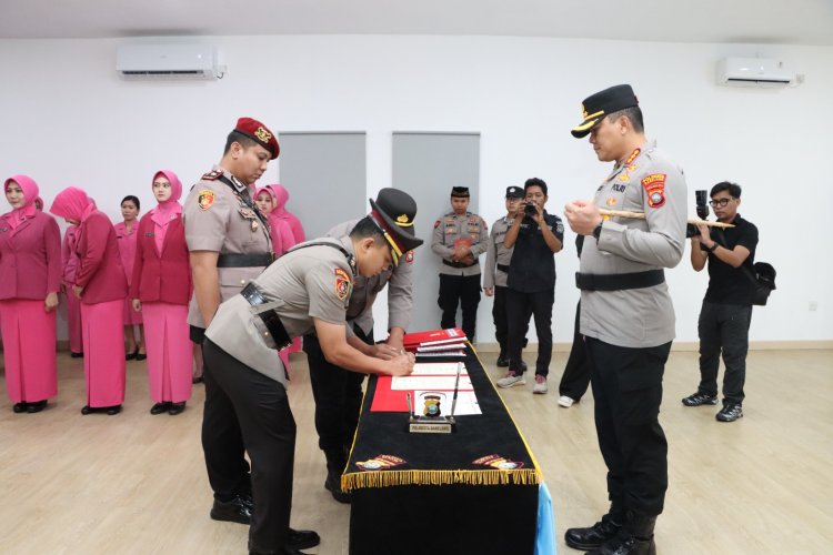 Enam Jabatan di Polresta Barelang Berganti, Kapolresta Anggoro Wicaksono Pimpin Sertijab