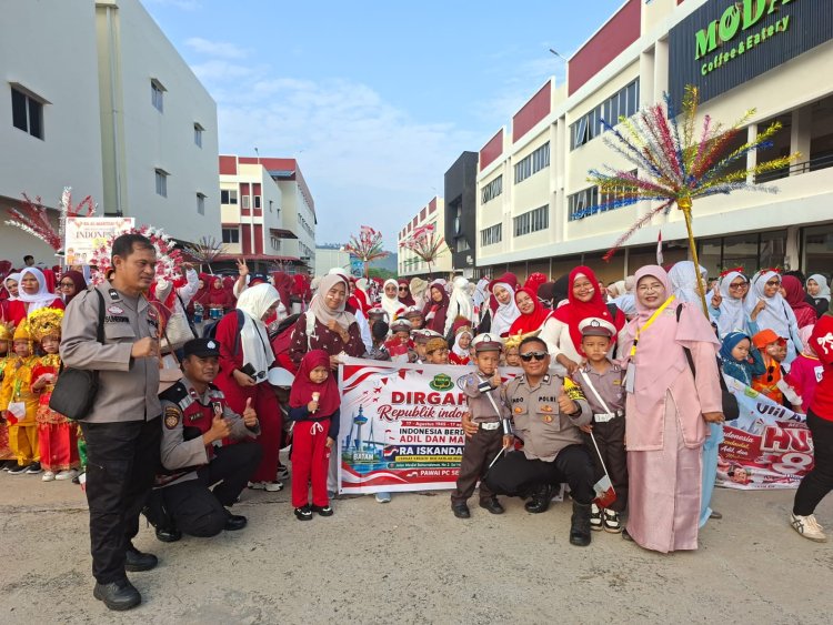 Pawai Kemerdekaan di Sekupang, Ratusan Siswa RA Meriahkan HUT ke-81 RI