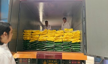 Sat Intelkam Polresta Barelang Bersama Bulog Gelar Pasar Murah, Beras SPHP Dijual Rp56 Ribu