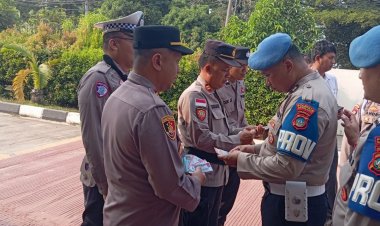 Polsek Batu Ampar Diperkuat Pembinaan Etika, Propam Cek Disiplin hingga Senjata Dinas