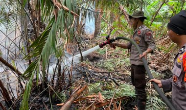 Hari ke-23, Tim Gabungan Pantang Menyerah Padamkan Karhutla di Desa Kudung Lingga
