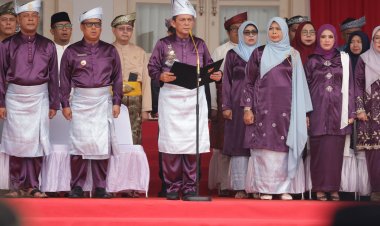 Hari Jadi ke-24 Kepri, Kapolda dan Jajaran Polda Kepri Terima Penghargaan atas Kontribusi bagi Daerah